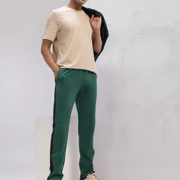 HRX by Hrithik Roshan Men Side Stripe Lifestyle Track pants image 4