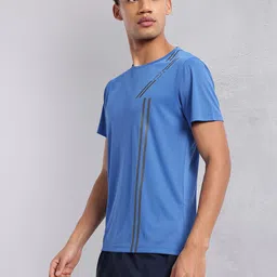 HRX by Hrithik Roshan Striped Rapid-Dry Training T-shirt image 3