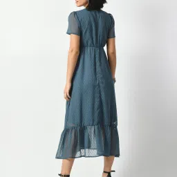 DECKEDUP Blue Self Design Midi Dress image 2
