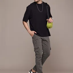 WROGN Men Stretchable Cargo Jeans image 2