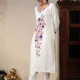 House of Chikankari White HOC Crafts Woollen Aari Embroidered Solid Women's 2 PC Long Kurta Set image 3