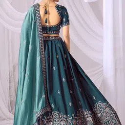 Fashorama Women Embroidered Thread Work Semi-Stitched Lehenga & Blouse With Dupatta image 2