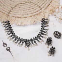 Teejh Pitara Collection Upasana Silver Oxidized Jewellery Set-picture-9