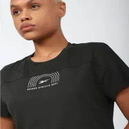 Reebok Black Graphic Print T-Shirt image 5