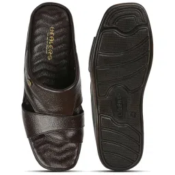 Healers by Liberty Men's Brown Toe Ring Sandals image 4