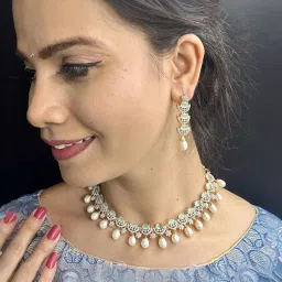 Sri Jagdamba Pearls Aurora Adornments Pearl Necklace Set image 2