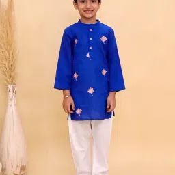The Mom Store Boys Blue Cotton Embroidered Kurta Set-picture-5