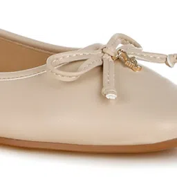 London Rag Women's Beige Ballerinas image 4