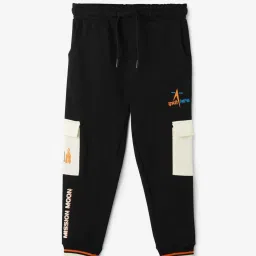 The Souled Store Kids Black & White Cotton Printed Joggers image 2