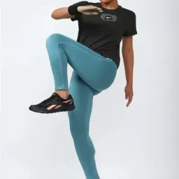 Reebok Black Graphic Print T-Shirt image 4