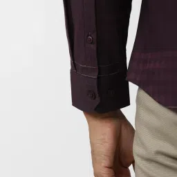 V Dot Maroon Cotton Slim Fit Checks Shirt image 4