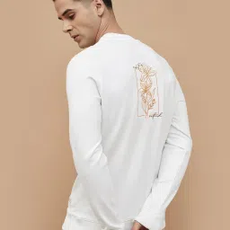Code By Lifestyle White Regular Fit Embroidered Sweatshirt image 2