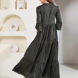 Styli Black Regular Fit Maxi Dress image 2