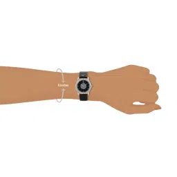 Gio Collection G0055-01 Analog Watch for Women image 4