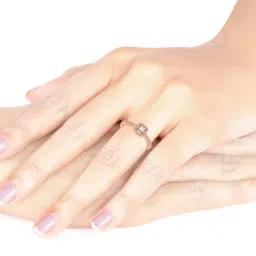 Malabar Gold and Diamonds 18k Yellow Gold Diamond Ring for Women image 2