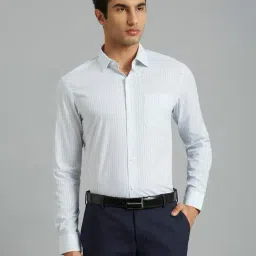 Reid & Taylor White Cotton Regular fit Checks Shirt-picture-18