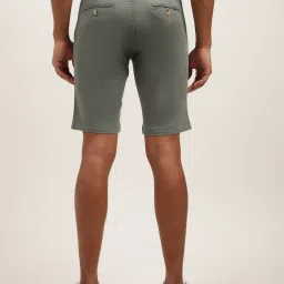 Lindbergh Olive Regular Fit Shorts image 2