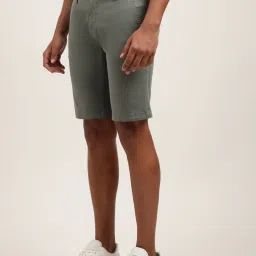 Lindbergh Olive Regular Fit Shorts image 3