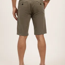 Lindbergh Olive Regular Fit Shorts image 2