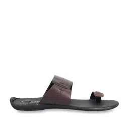 Metro Men's Brown Toe Ring Sandals image 2