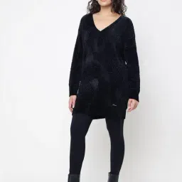 Guess Talia Tender Chenille Jet Black Fuzzy Knit V-Neck Regular Fit Pullover Sweater image 5