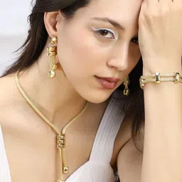 SOHI Gold-Plated Jewellery Set image 4