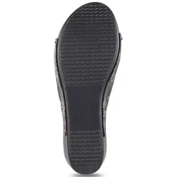 Mochi Women's Black Casual Wedges image 4