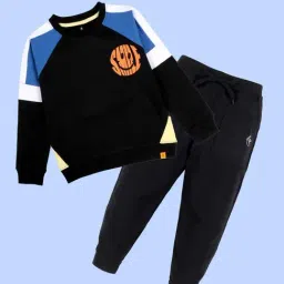 Kiddopanti Kids Black & Black Printed Track Suits-image-48