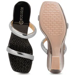 Iconics Women's Grey Casual Wedges image 4