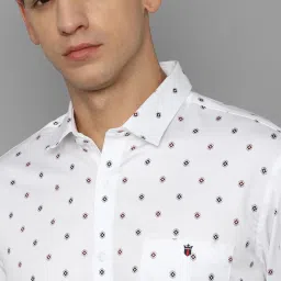 Louis Philippe Jeans White Cotton Slim Fit Printed Shirt image 4
