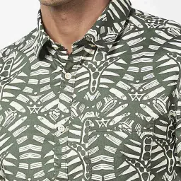 Spykar Rifle Green Cotton Regular Fit Printed Shirt image 4