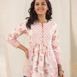 Rain and Rainbow Pink & White Cotton Printed A Line Short Kurti-image-10