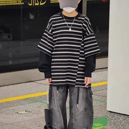 Xsole Boys Striped Drop-Shoulder Sleeves Oversized T-shirt image 3