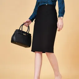 Annabelle by Pantaloons Black Knee Length Pencil Skirt image 4