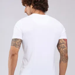 Park Avenue White Cotton Blend Regular Fit Solid T-Shirt image 2