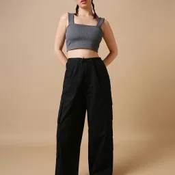 Bewakoof Black Relaxed Fit Mid Rise Pants image 4