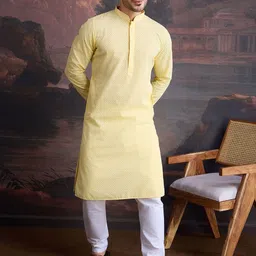 House of Pataudi Floral Embroidered Mandarin Collar Chikankari Straight Kurta With Pyjamas image 5