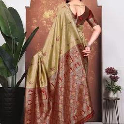 KANOODA Ethnic Motifs Zari Silk Blend Handloom Saree image 3