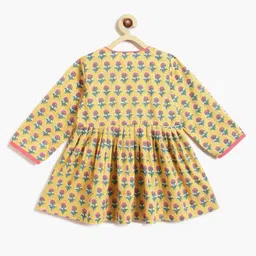 Campana 100% Cotton Full Sleeves Floral Printed Kurta With Dhoti Pant Set - Yellow & Pink image 5