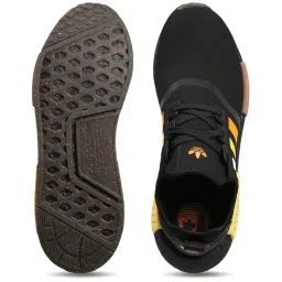 Adidas Originals Men's NMD_R1 Black Running Shoes image 4