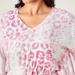 The Kaftan Company White Regular Fit Animal Print Top Pyjamas Set image 5