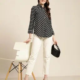 Qurvii Black Striped Shirt image 4