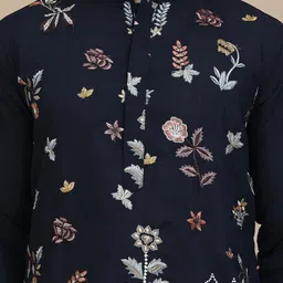 Jompers Men Floral Embroidered Regular Chikankari Kurta with Salwar image 3