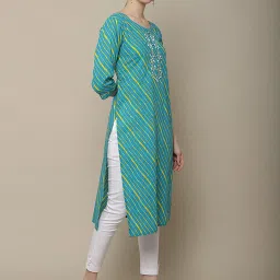 Vastramyaa Blue Cotton Embroidered Straight Kurta image 4