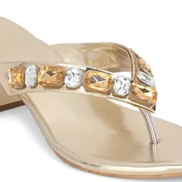 Clog London Women's Golden Thong Sandals image 4