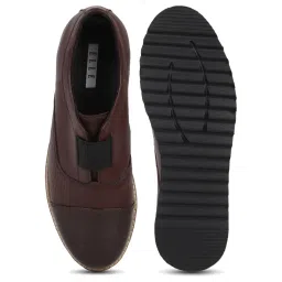 Elle Women's Cherry Casual Loafers image 4