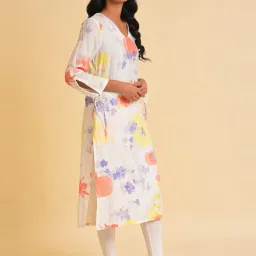 W Off-White Printed Straight Kurta image 4