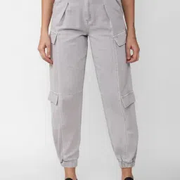Forever 21 Grey Mid Rise Regular Fit Joggers-image-37