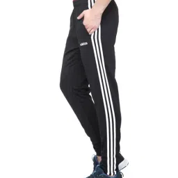 Adidas M CLS PANT Black Regular Fit Trackpants image 3