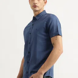 United Colors of Benetton Men Slim Fit Opaque Casual Shirt image 3